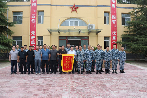 共建臨汾闊步行，軍民聯(lián)誼魚水情